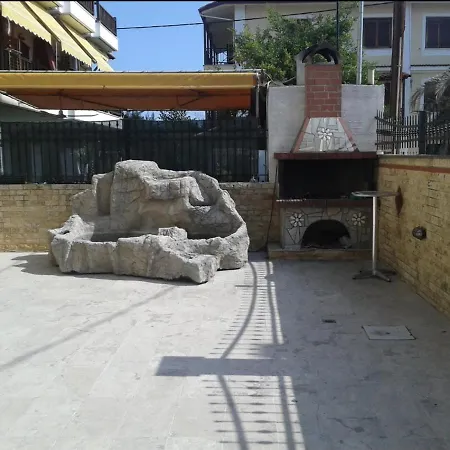 Apartment Paradiso Ierisos
