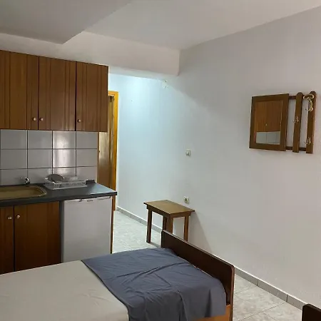 Apartment Paradiso Ierisos