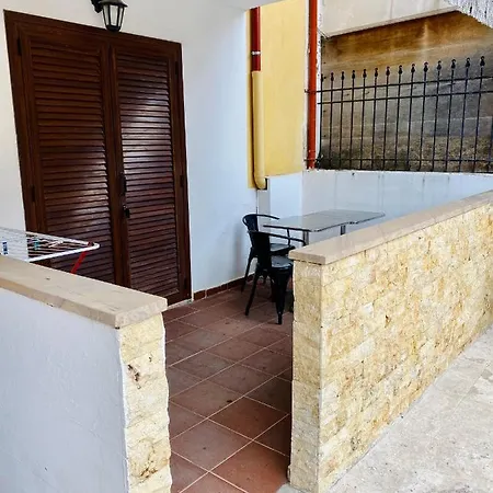 Paradiso Ierisos Apartment *