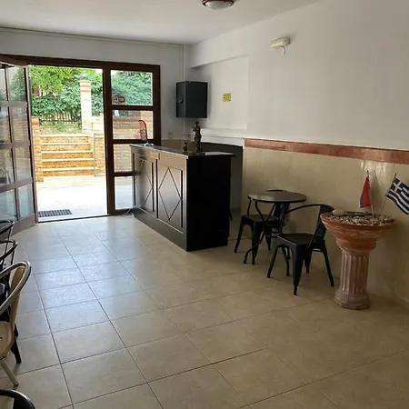 Apartment Paradiso Ierisos